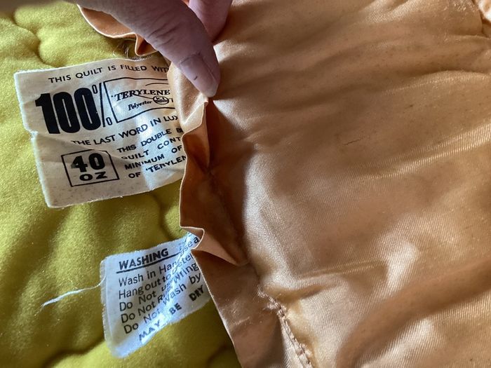 Vintage Slumbalux Satin Padded Quilt