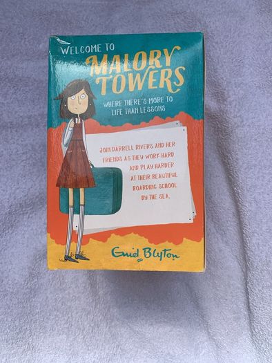 Box set Mallory Towers books