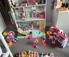 Barbie dream house, ambulance, 15+ dolls and accessories