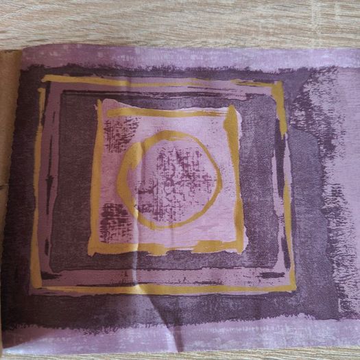 Self Adhesive Border