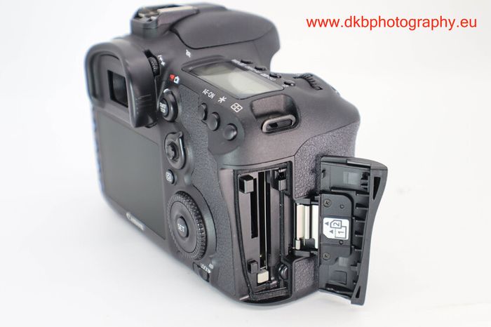 Canon Eos 7d Mk 2 Camera #0451