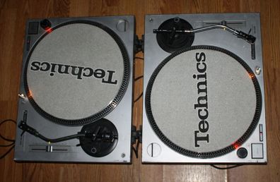 Omnitronic DD-2250 Turntables