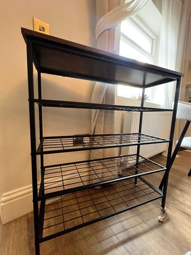 Storage rack