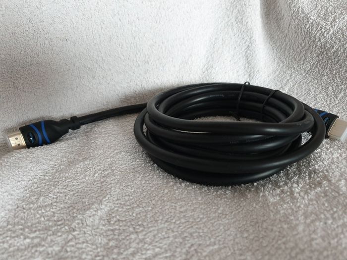 4 HDMI Leads Cables Various Sizes and Prices Great Condition Check Details for Options