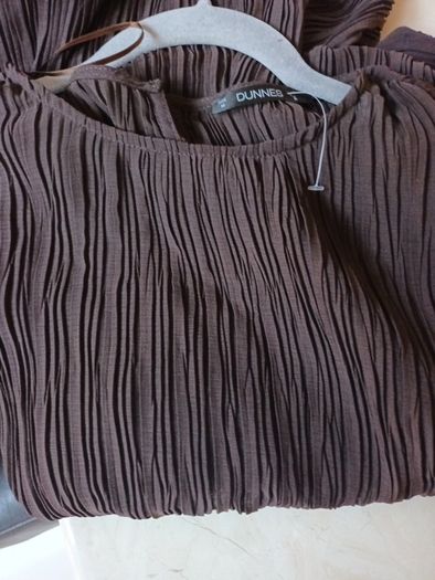 Dunnes Stores Brown Dress With Underslip. . S. M-- 12-14.  New - No Tag.