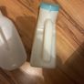 urine bottles Image 3