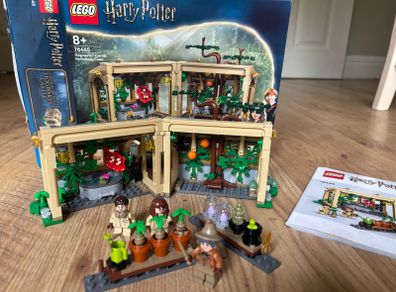 Lego Harry Potter Herbology Class 76474 - Complete
