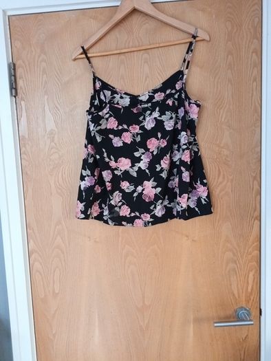 New Look Cami Top.   S.14.