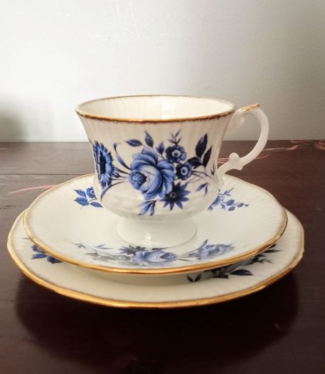 Vintage Clare Blue Floral Pattern Tea Set.