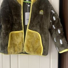 Child's green top