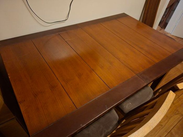 High End Mahogany Table & Chairs