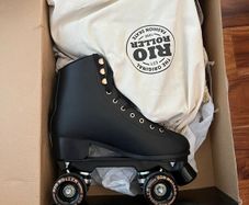Roller skates NEW