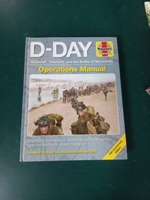 Book "D-Day Operations Manual by Haynes