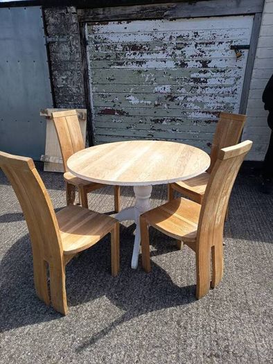 Solid Mahogany Table and 4 chairs