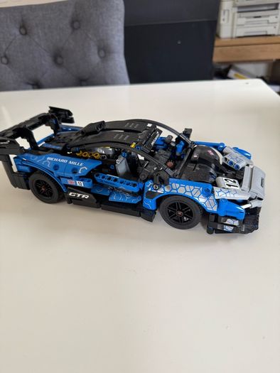 Lego 42123