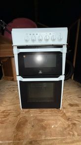 Electric stove and oven , 2 stands broken as seen in picture