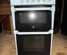 Electric stove and oven , 2 stands broken as seen in picture