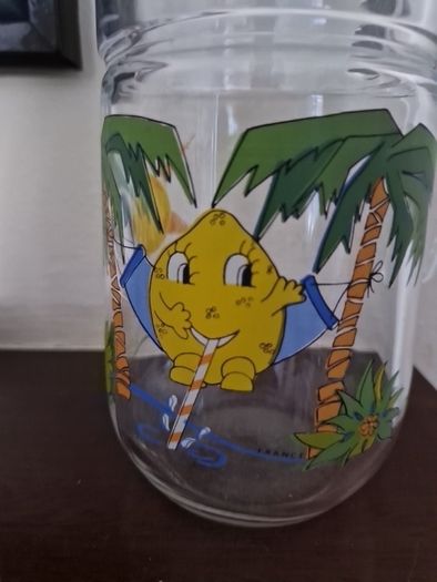 lemonade jug