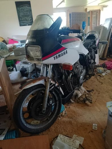 1984/5 Yamaha FJ750 (Shafty)