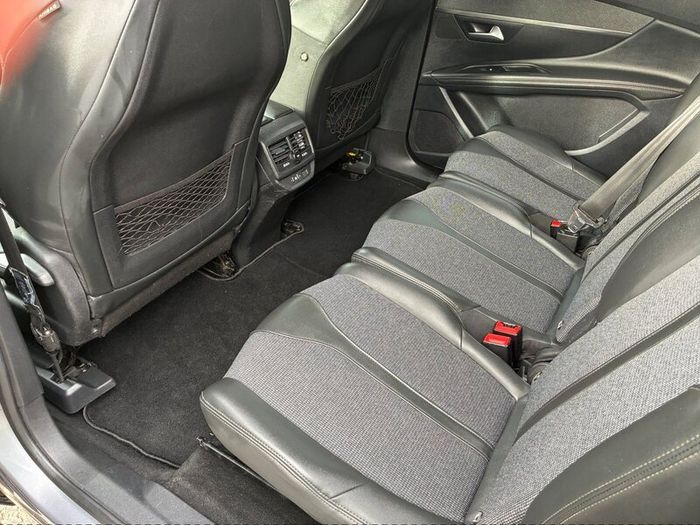 Peugeot 5008 7 seater