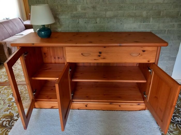 Sideboard