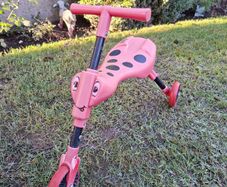 scuttlebug red