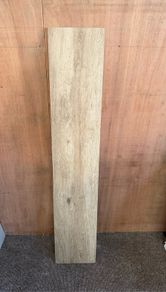 Joblot Beige Wood Effect Tile 23cm x 120cm
