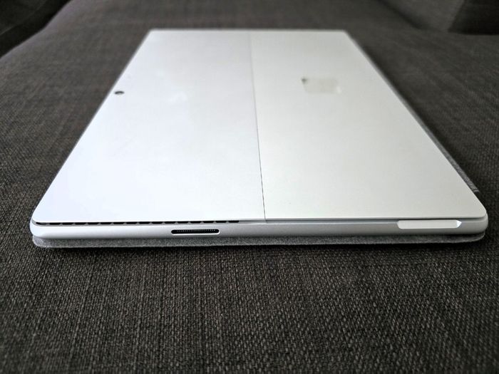 Surface Pro 10 for Business - Ultra7/64/1TB  [High-Spec | Like New]