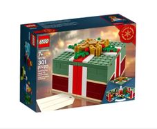 BNIB Lego Christmas gift - 40292