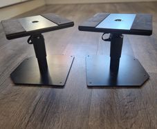 speaker stands