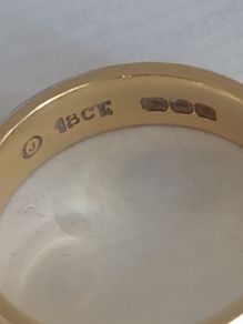18ct Gold Ring  - 18ct pure Gold Ring