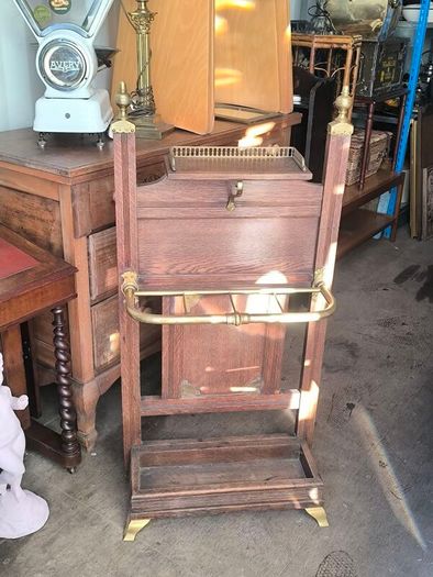 Retro, vintage, antiques - Lusk