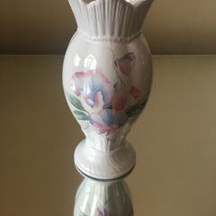 Aynsley 'little sweetheart' range (8 inches)
