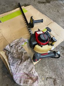 Hedge cutter