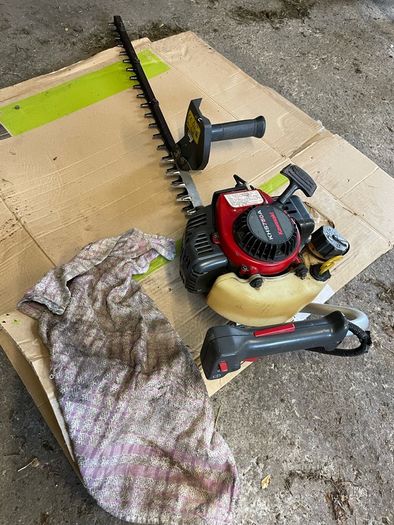 Hedge cutter