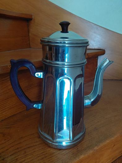 Antique French coffee pot make Menesa chrome