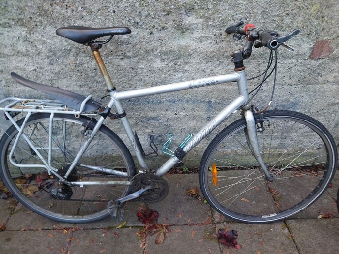 Specialized sirrus a1 bike