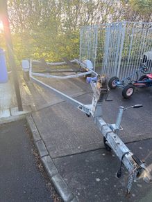 Boat trailer