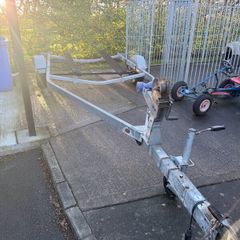 Boat trailer
