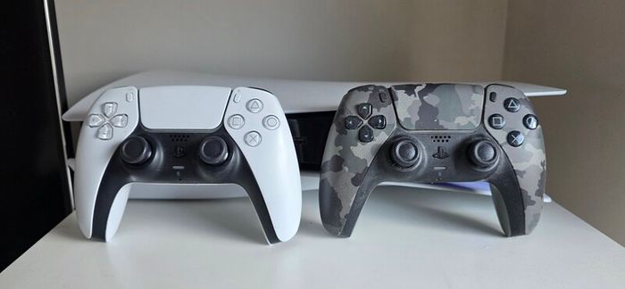 Playstation 5 disc console & extras