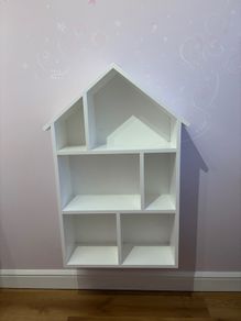 White House /shelf