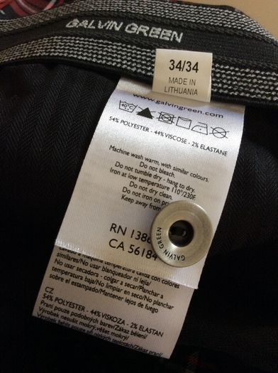 Brand New Galvin Greene.Mens Golf Trousers. Retail At 149euros In Golf Shops.Selling 100euros. Waist 34 Inside Leg 34. Collect Or Via Post.