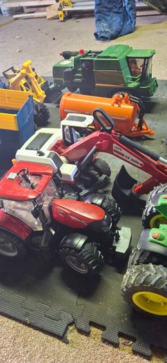 Farm toys