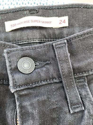 Womens jeans- Levi's 720 High rise super skinny