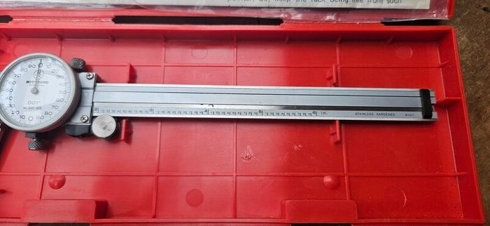 Mitutoyo 6" dial caliper