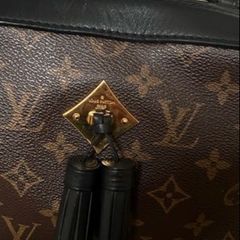 Louis Vuitton Saintonge