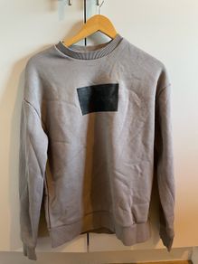 Calvin Klein Sweatshirt - Size XS