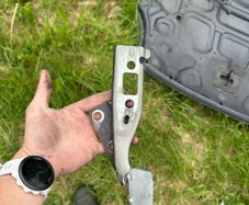 Fiesta MK6 Bonnet Brackets (Set)