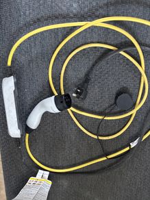 EV Charge Cable Plug in