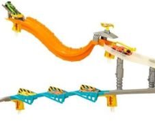 Hot Wheels Wall Tracks Drift Rally Spinout Track Set